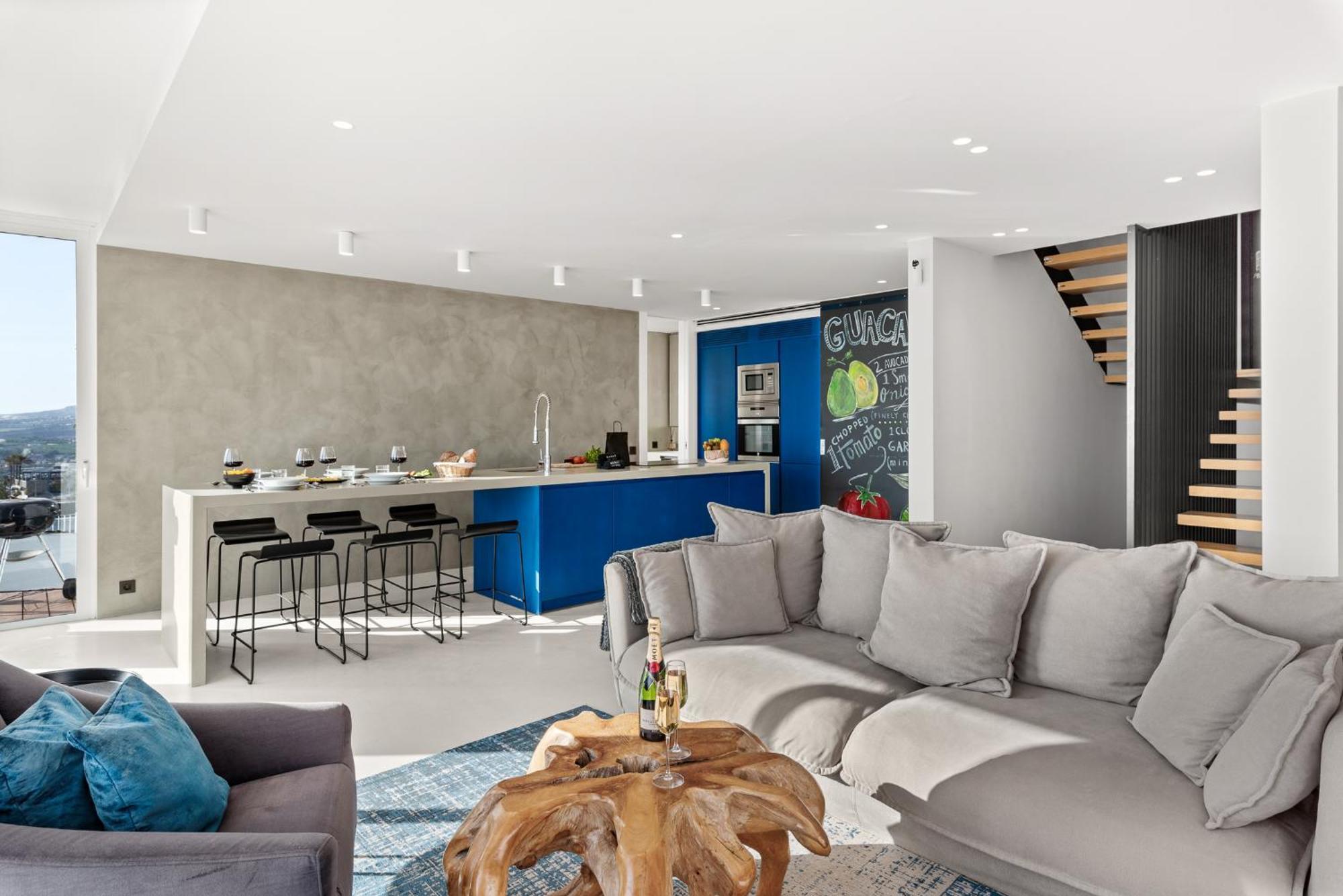 Villa Karat Blue *