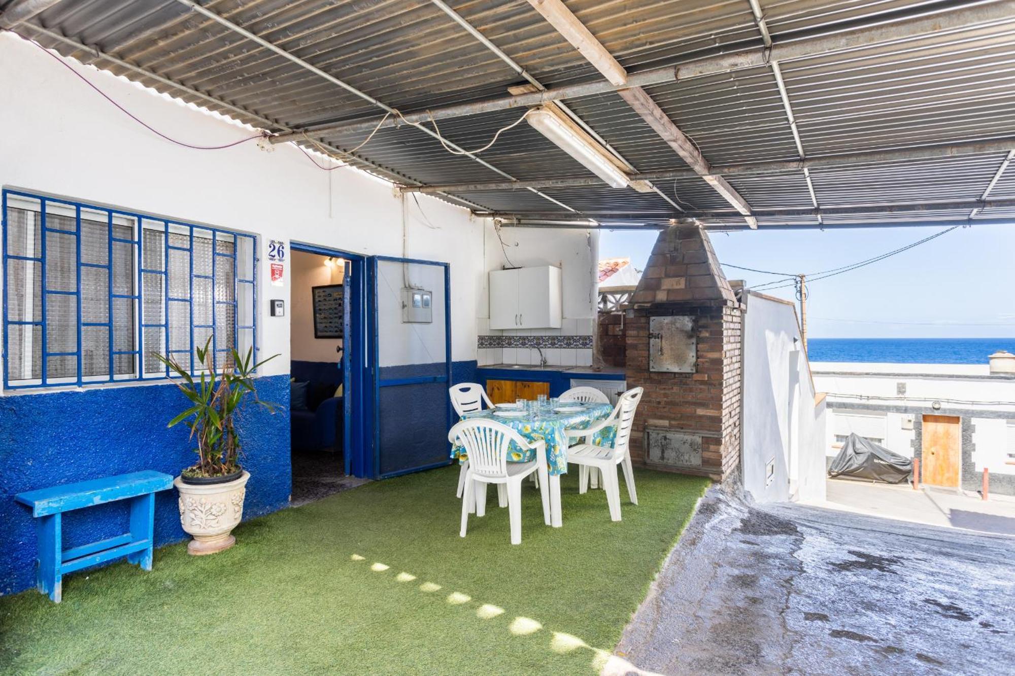 Okstay Family House Close To The Sea Caleton