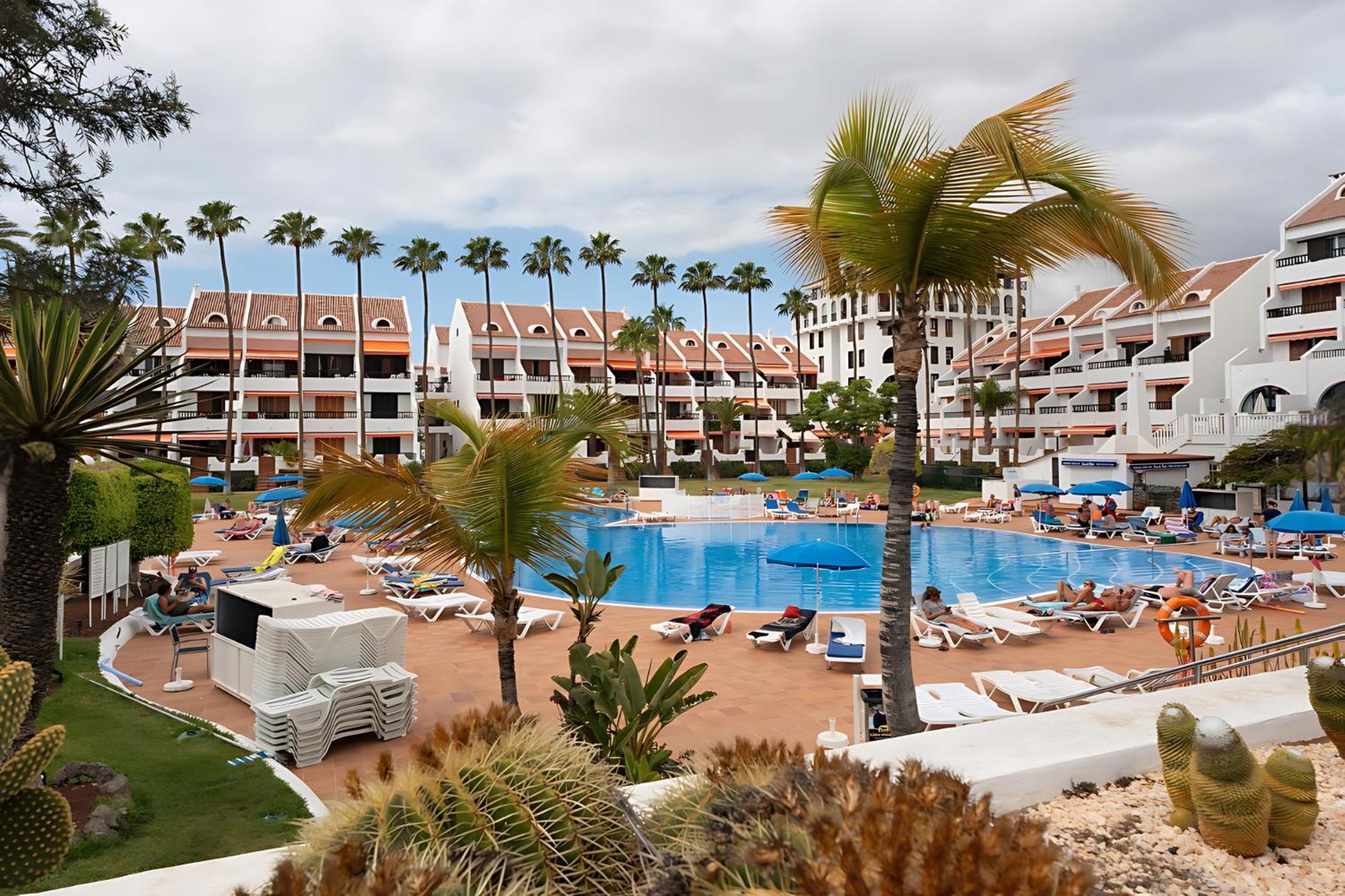 En Tenerife Sur, Parque Santiago 2 * Arona (Tenerife)