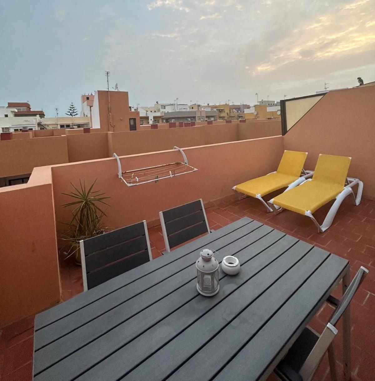 One Bedroom In Spanish Seaside Town K103
