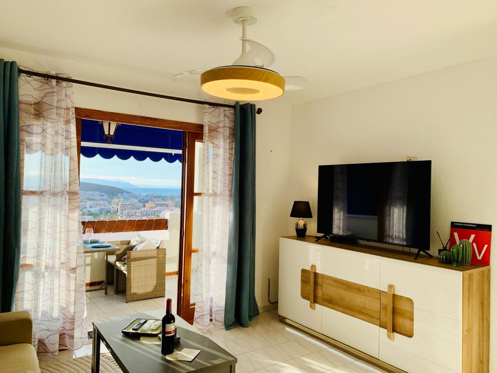 Apartamento Sunset View At Port Royale With Heated Pool And Free Wi-fi Arona (Tenerife)