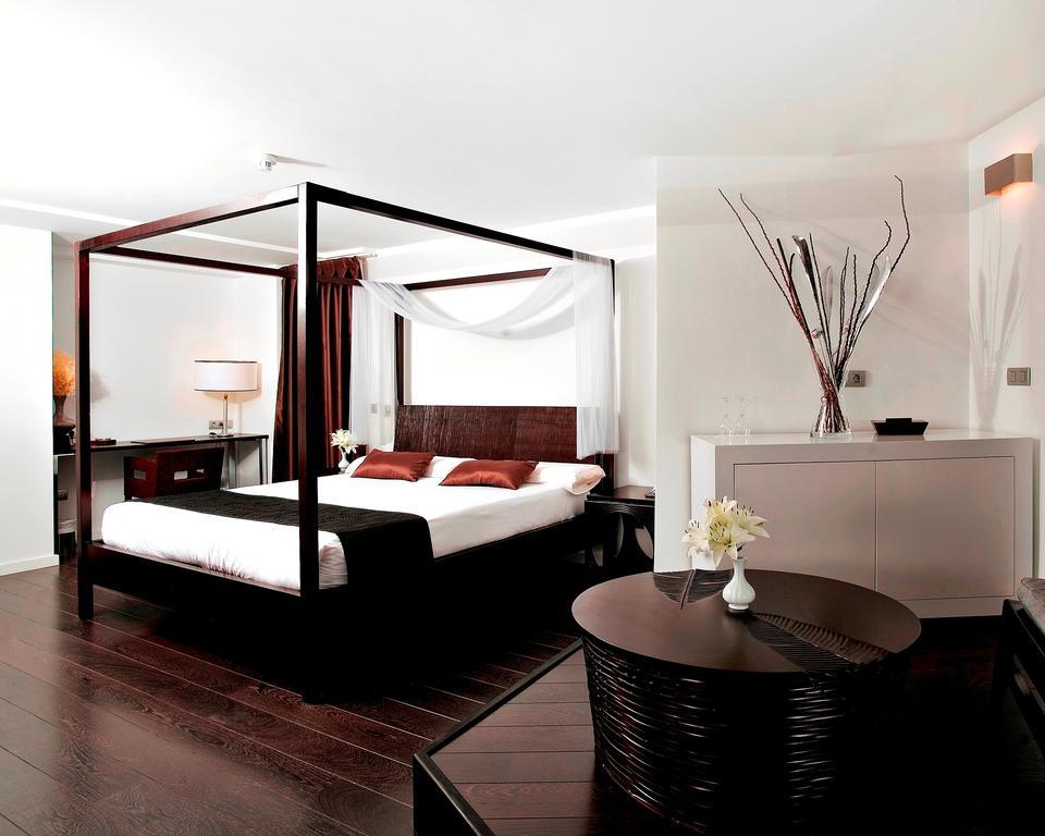 Hotel Occidental Cruz Contemporaneo