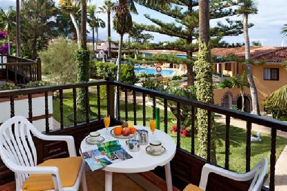 Ambassador Hotel 3*