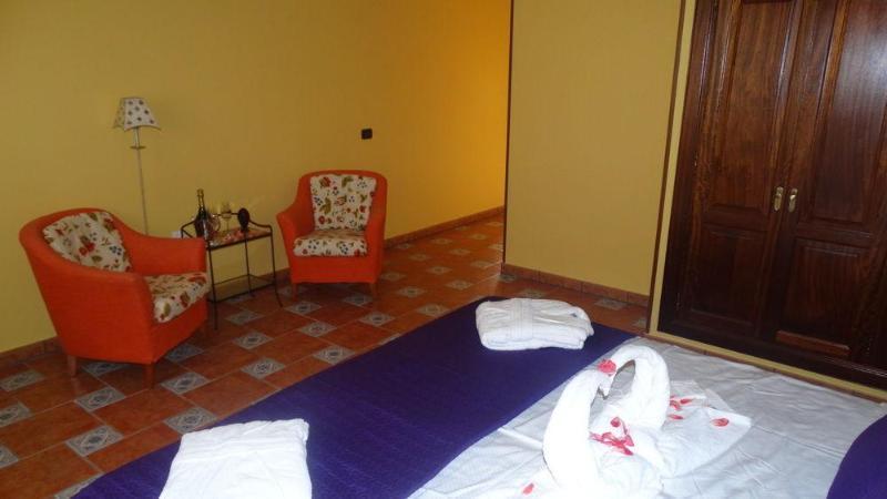 Hotel El Tejar 2*