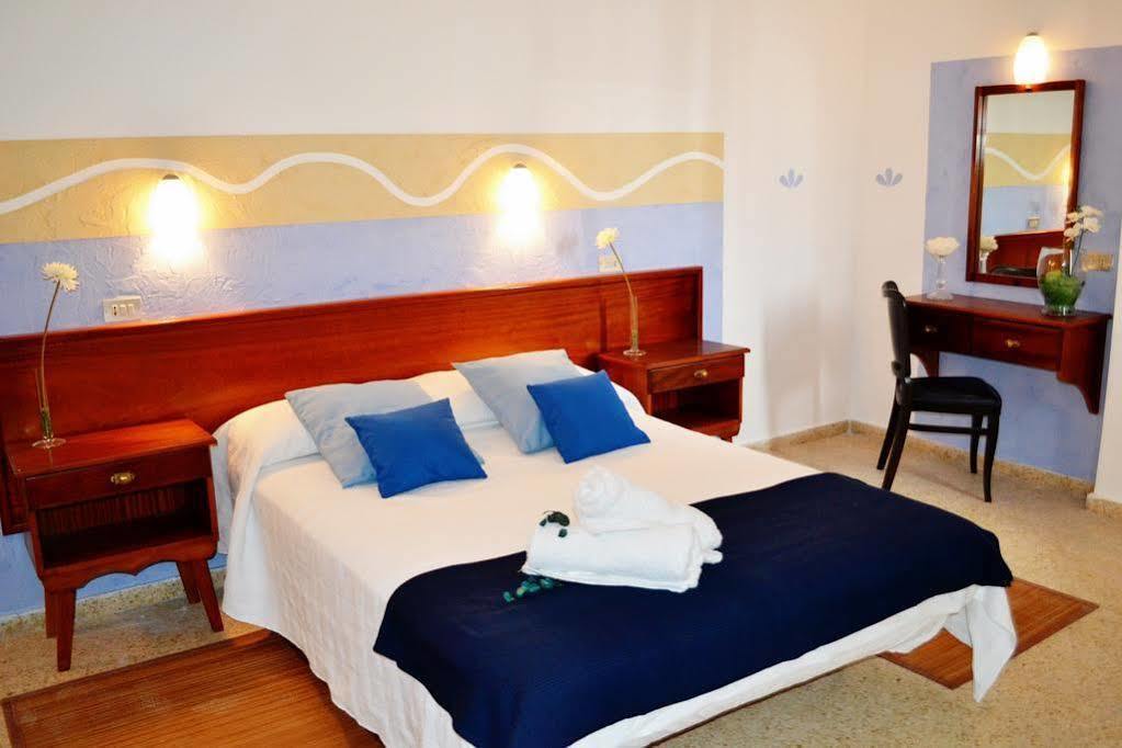 Sun Holidays Hotel