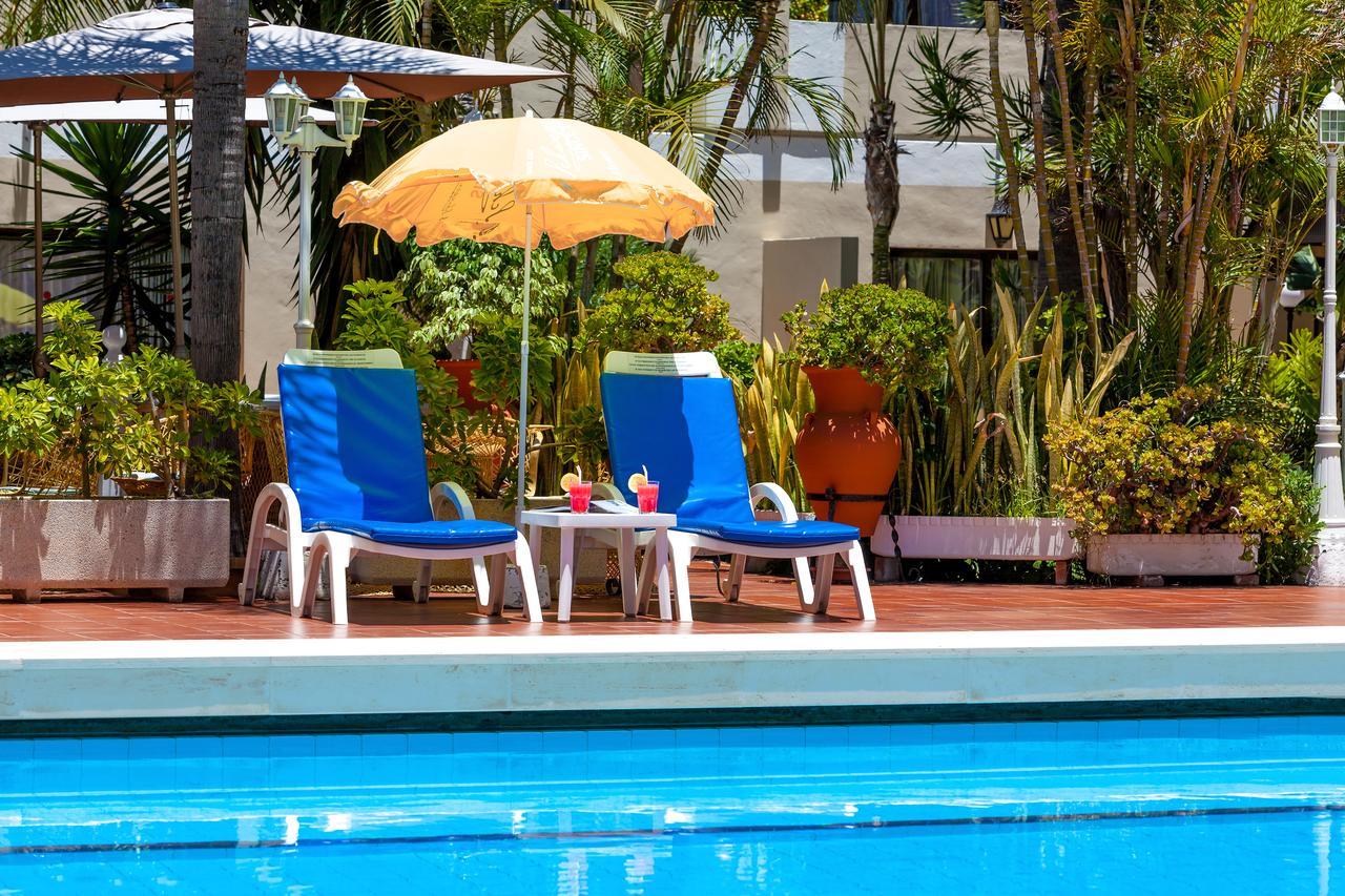 Hotel Don Manolito