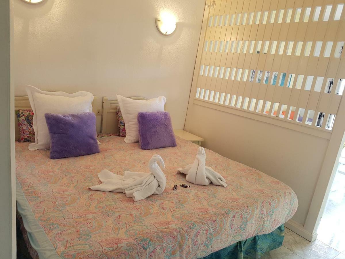 Sun Holidays Hotel *