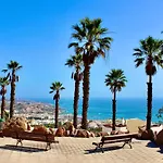 Garden City Premium - Full Seaview