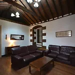 Casa Antigua La Embajada