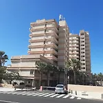 Comfortable Apartment In Las Americas, Ph317 With Pool Next To The Ocean