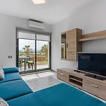 Cozy Apartment In El Duque By Altamarhomes