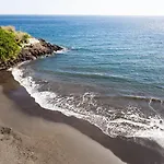 Home2Book Playa Chica Paradise Santa Cruz