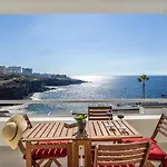 The Blue Anchor Spectacular Sea View