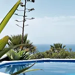 Zenrepublic, Your Private Villa With Outdoor Jacuzzi & Pool With Stunning Ocean Views