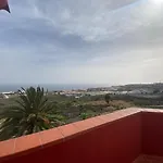 Ático Los Girasoles de La Gallega by HOLAGOMERA