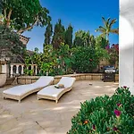 Luxury Villa El Duque