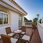Luxury villa El Duque