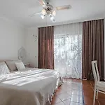 Luxury villa El Duque