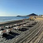 alquilaencanarias El Medano Ladera, near the beach
