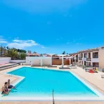 Central 2 Bedroom Apartment Playa De Las Americas