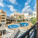 Tropical Holiday Apartment