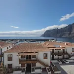 Ático Los Gigantes con VistasWIFI 600 Mbps Acceso Playa