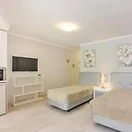 Cozy Central Studio Parque Santiago II