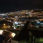 Apartamento Con Impresionantes Vistas Y Piscina