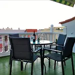 Acogedor Y Luminoso Piso Con Balcon