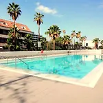 Amazing Sunny Apartment, Free Wifi, International Tv And Vod, Center Of Las Americas