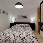 Oasis Dakota Duplex