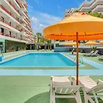 On The Beach, Sea View, Fast Fiber, Pool, Parking