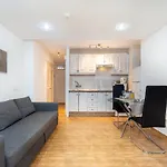 Hemeras Boutique Homes - Las Americas apartment with pool
