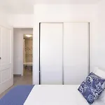 Home2Book Comfy Seaside Apartment Cristimar, Pool