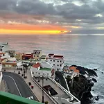 Amazing Sea Views From Cozy Studio.