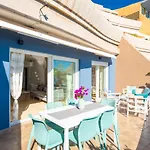 La Nea Beach Apartment