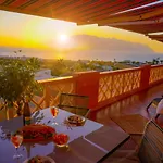 Paradise Seaview Apartment
