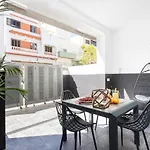 Sunnyland Santa Cruz Loft Parking