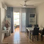 La Mar 2 Bed 2 Bath In Sought After Position Free Wifi