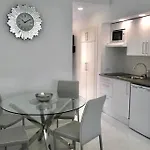 Costa Adeje Modern Studio, Close To The Beach