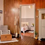 La Casa Del Barranco