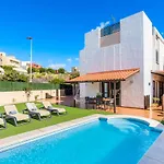 Villa With Private Pool And Workspace