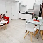 Nicole, 2 Bedrooms Apartment In Playa De Las Americas