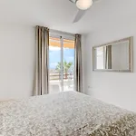 Suite Sand Sunflower