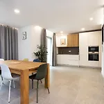 Guimera Family Suites A