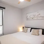 Apartamento Con Espaciosa Terraza Y Vistas Al Mar