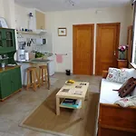 Casa Flora Garden Studio