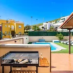 Villa Trueno Refugio De Lujo Con Piscina Climatizada Y Vistas