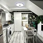 Wonderland Home