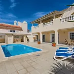 Villa El Yuka , Heated Pool